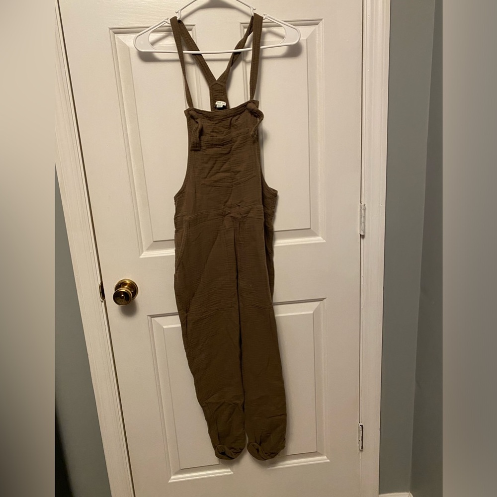 Lightweight gauze loose fit Aerie jumper bibs